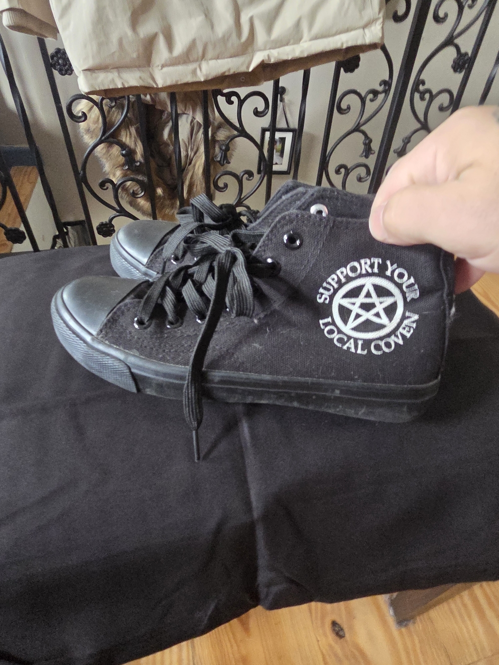 Hot Topic Black High-Top Kids Sneakers with White Pentagram Patch